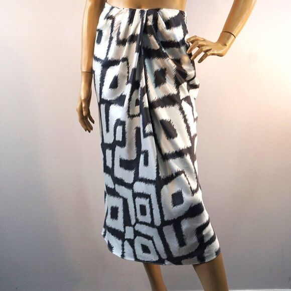 Bliss Silk Draped Skirt Banana Republic Cosmic Ikat Print Size 2 - Picture 1 of 10